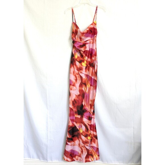 Fashion Nova Juniper Satin Maxi Dress Size S NWT Tropical Hawaiian Colorful - Picture 3 of 13
